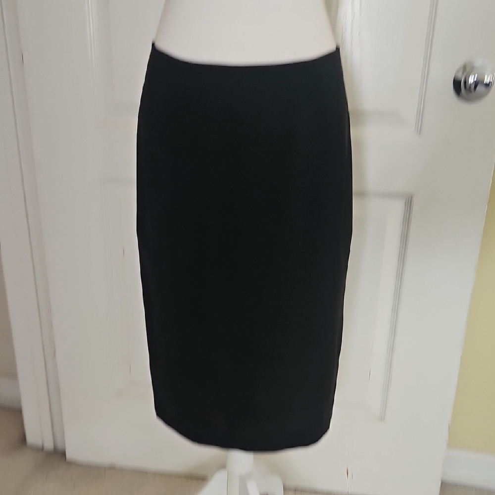 Theory-Elegant Black Pencil Skirt